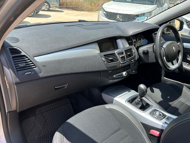 RENAULT LAGUNA DYNAMIQUE 2.0 SPANISH RHD IN SPAIN 109000 MILES SUPERB 2008